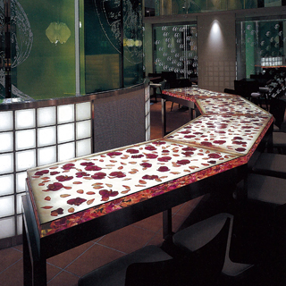 “光る”ディテール